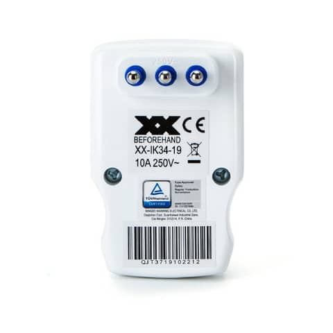 Adattatore a 3 vie - 2 P17/11 & 1 P40 (short) - con interruttore - bianco Aigostar 10A - 198510